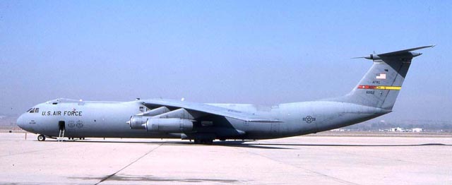 66-0152 C-141C 452 AMW