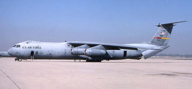 66-0193 C-141C 452 AMW