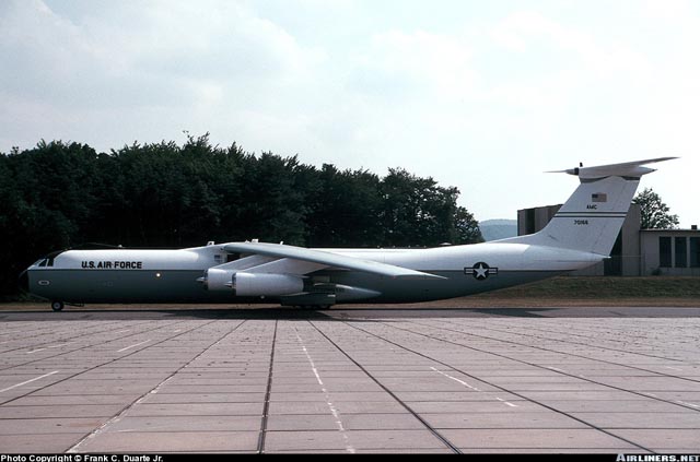 c141-670166_last_one_built_VIP_transport